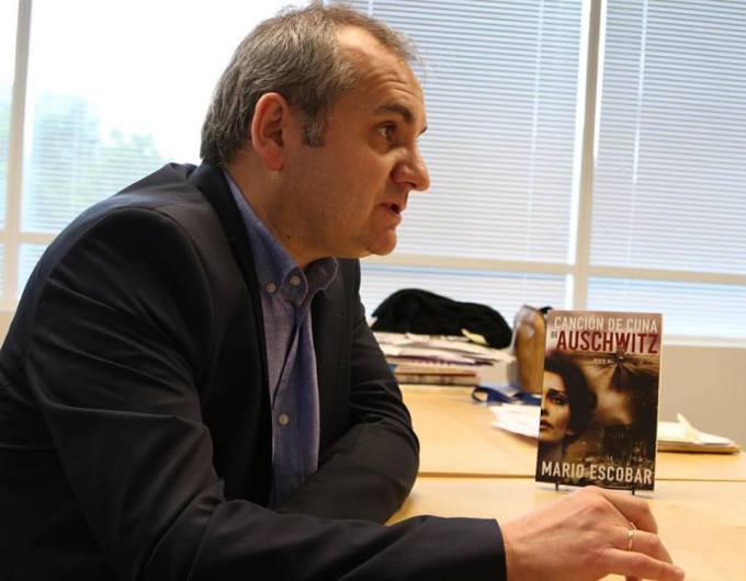 Mario Escobar a caixa de imaginação 2